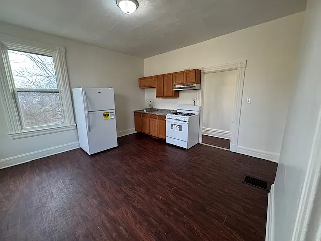 1044 Rosemont Ave — Photo 26