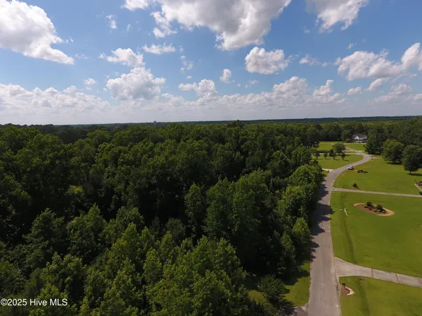 359 Whites Crossing Lane, Whiteville, NC 28472