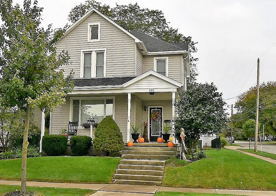1st image of 102 W Silver St
