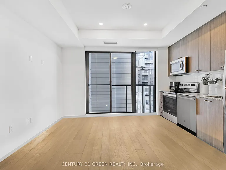 1415 Dundas St E #501 — Photo 11