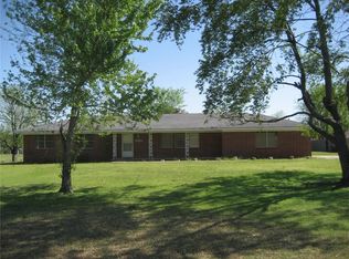 1916 Fisher Rd, Muldrow, OK 74948