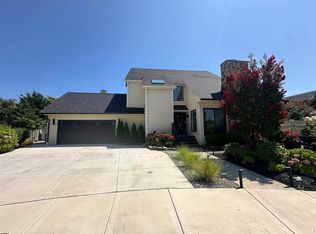 4 Brunswick Ct, Margate, NJ 08402