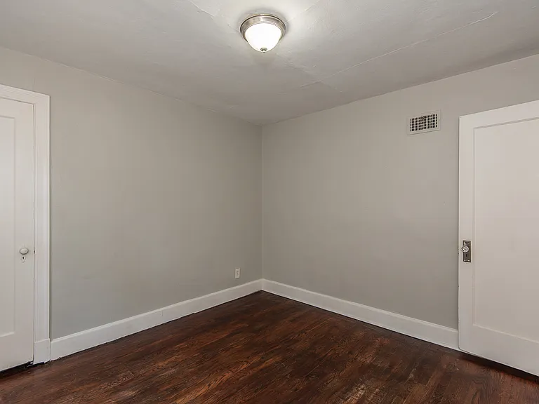 320 Henquin Dr — Photo 12