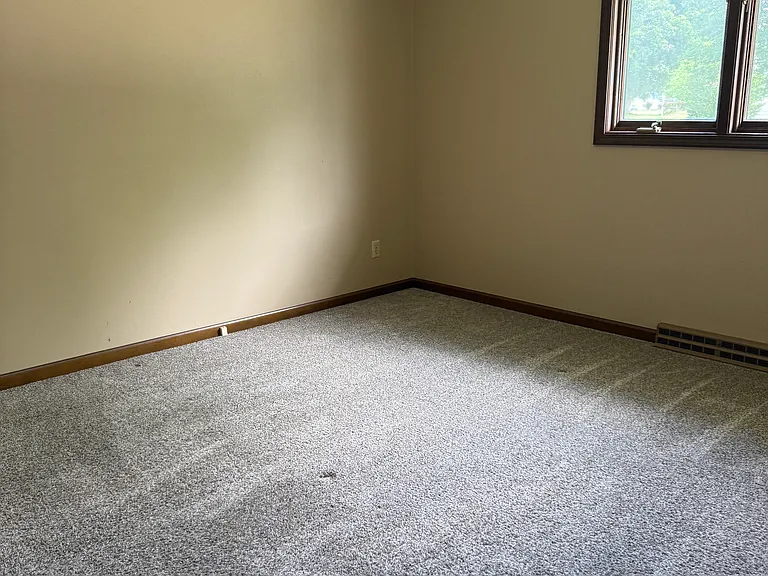 1119 Morningside Dr — Photo 7