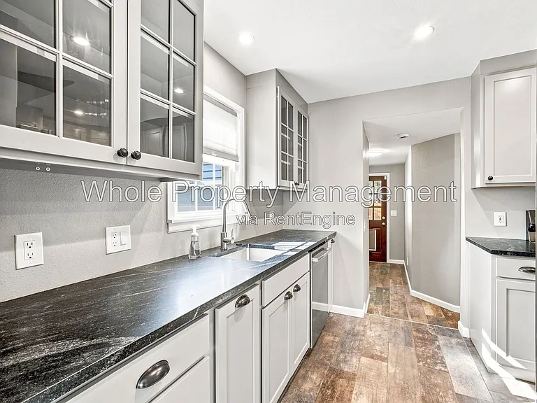 1770 W Beekman Pl — Photo 6