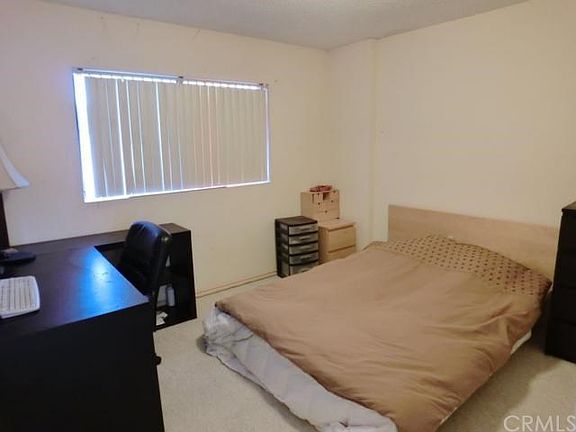 3rd image of 520 Sefton Ave APT E