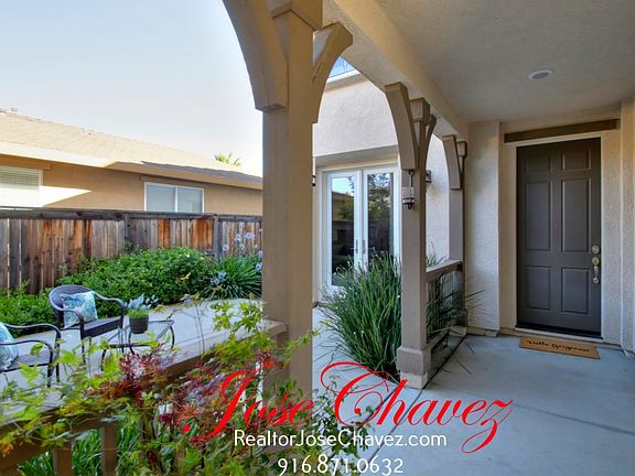 4th image of 2116 Pistachio Way