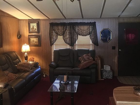 LIVING ROOM WITH F/P