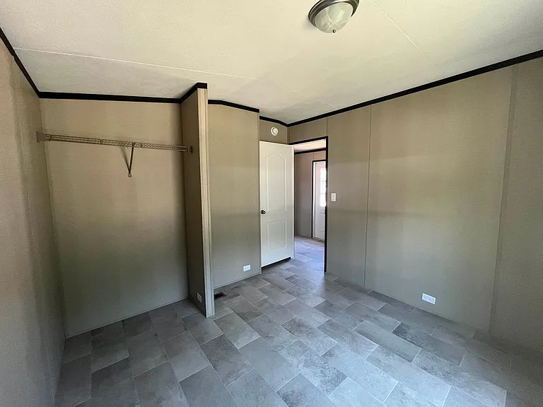 4144 Thomas St — Photo 26