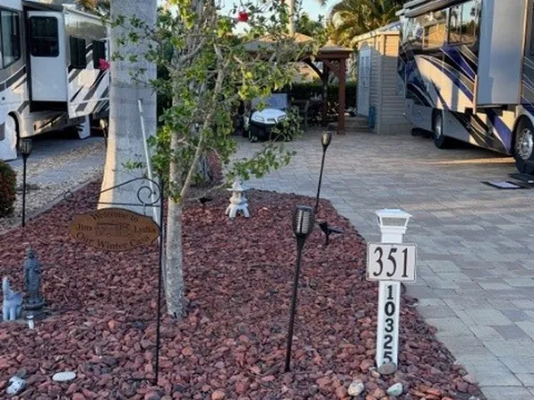 10325 Fire Flag Trl, Fort Myers, FL 33905