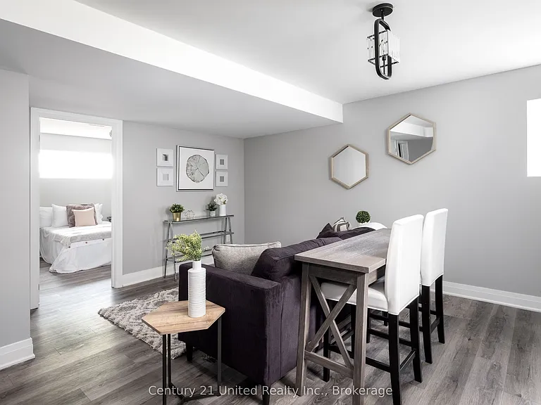 2607 Foxmeadow Rd #B — Photo 5