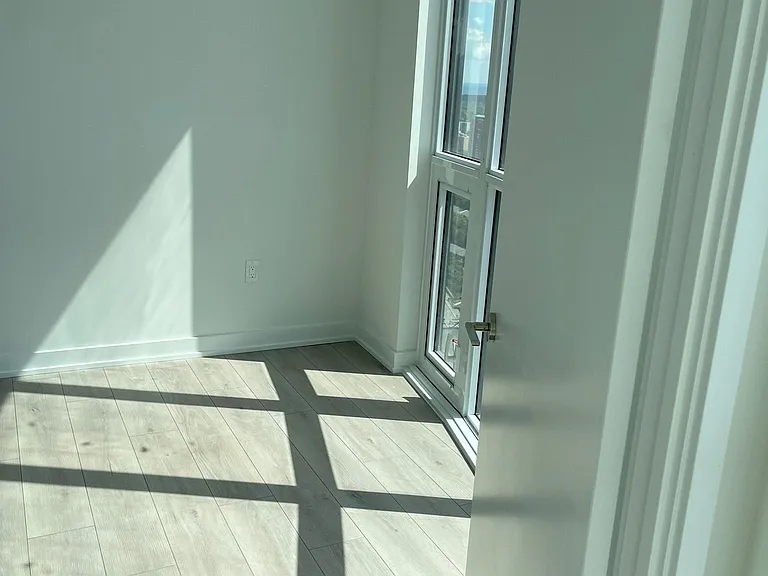 1 Fairview Rd E #3109 — Photo 10