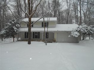 7905 Glenbrook Dr, Baldwinsville, NY 13027
