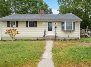 14 Meredith Dr, Coventry, RI 02816