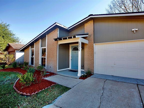 2nd image of 15315 Camino Del Sol Dr