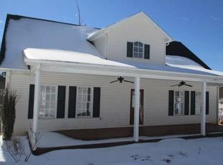 135 Sugar Lake Dr, Danville, VA 24541