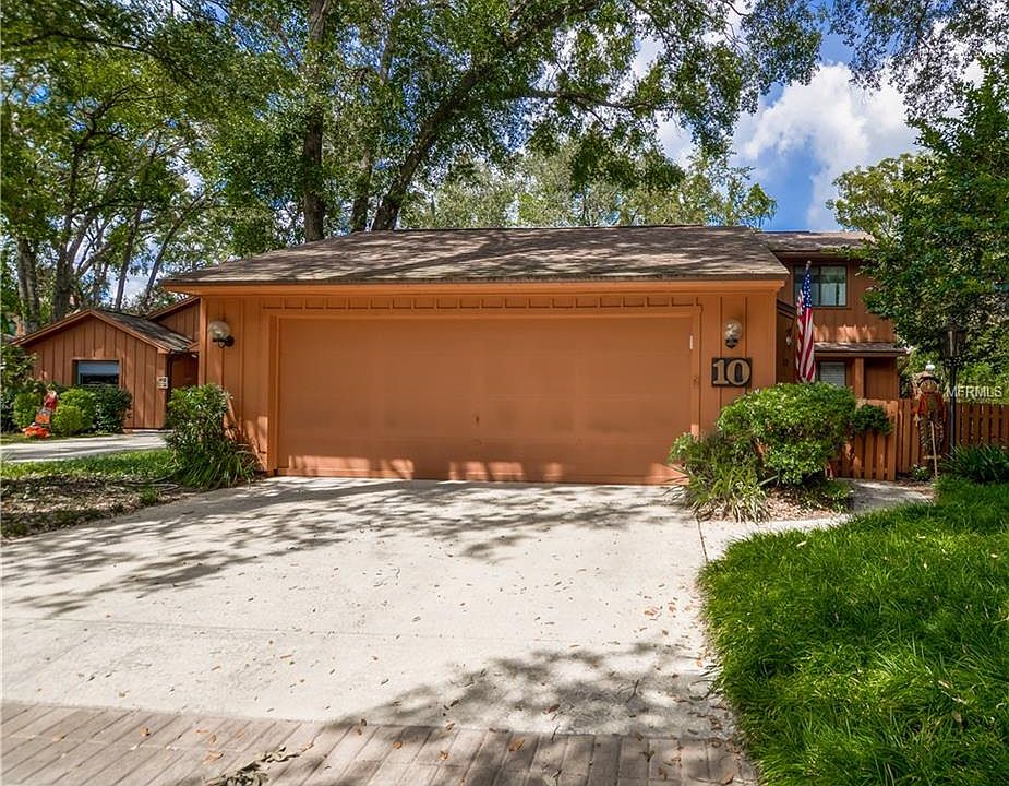 1st image of 10 W Village Dr