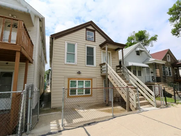 3832 S Wood St, Chicago, IL 60609