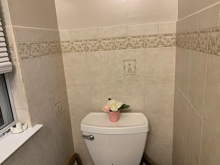 227 Lindsey Ct #1 — Photo 10
