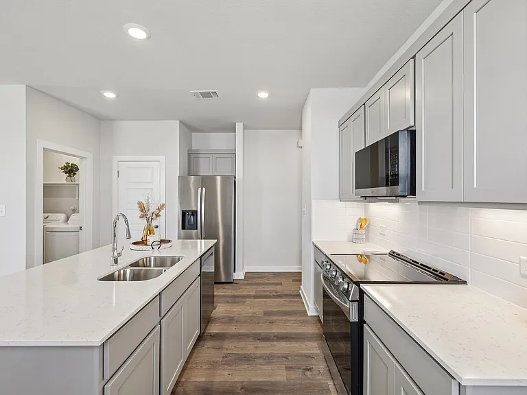 133 Cutleaf Cv — Photo 6