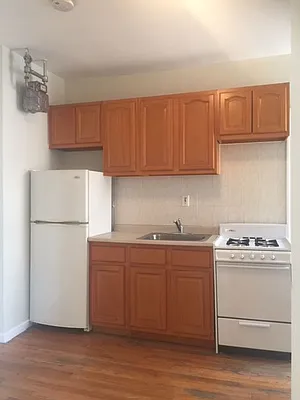 Rented by Landmark Real Estate | media 13