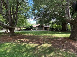 301 Roxford Rd, Kings Mountain, NC 28086