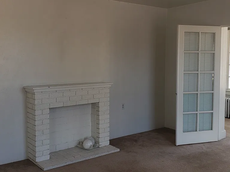 517 E University Ave #1 — Photo 6