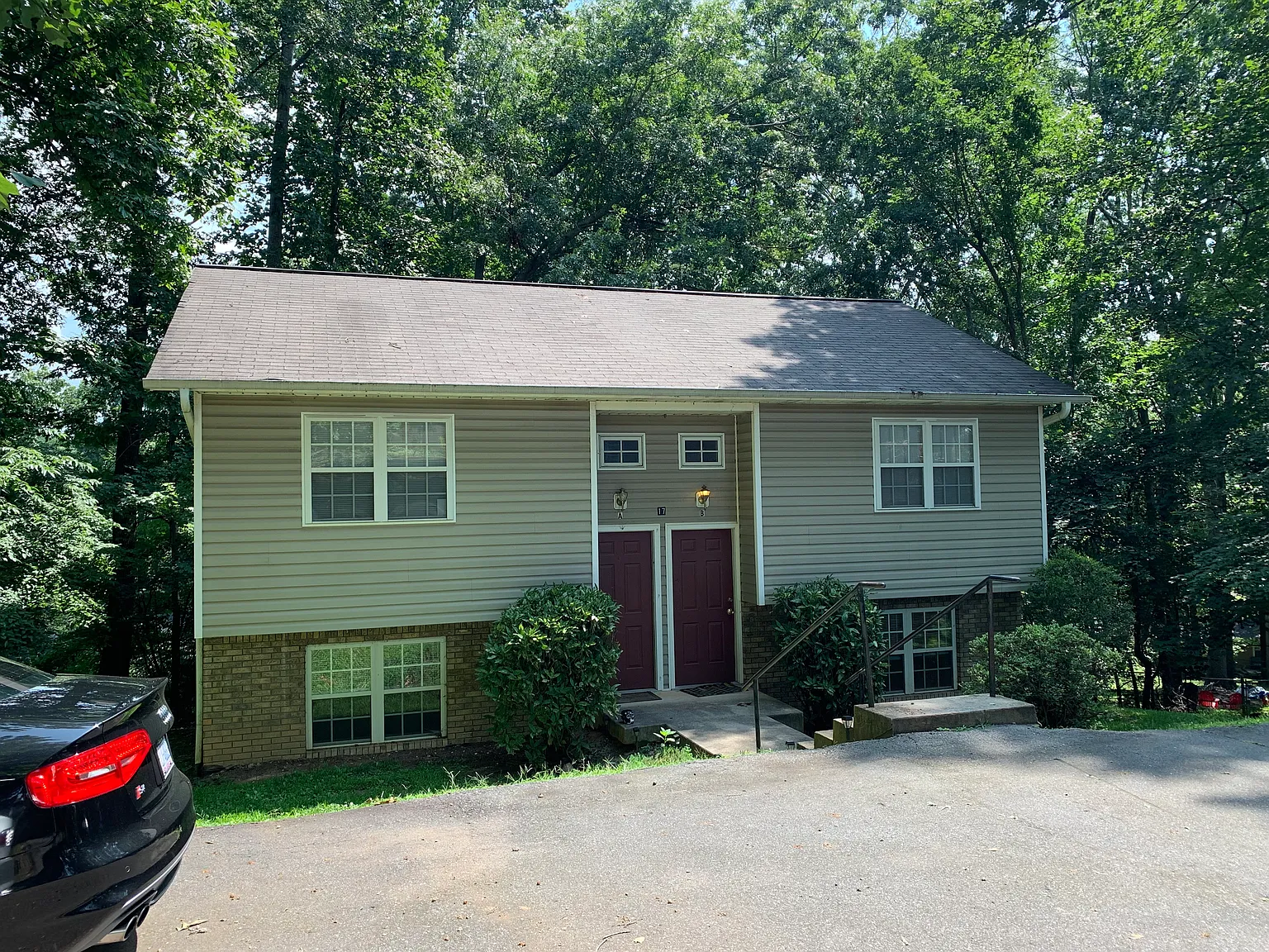 2 bed, $1,300 — Photo 1