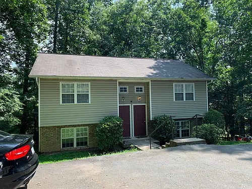 17 King Arthur Pl #B Photo 1 17 King Arthur Pl #B Photo 1