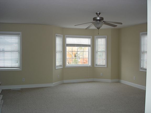 5th image of 99 Margate Dr