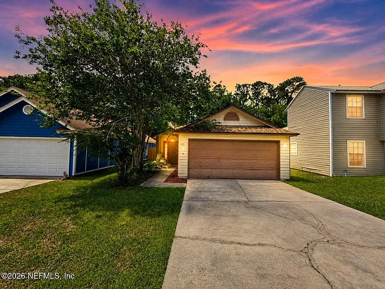 1281 Independence Dr — Photo 1