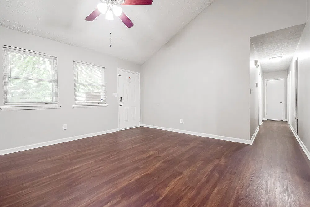 3 bed, 2.0 bath, 1138 sqft, $1,510 — Photo 4