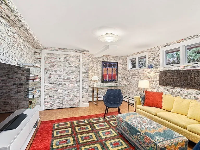 38 Cumberland Ave — Photo 18