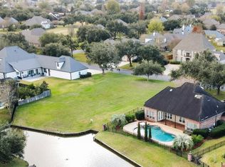 40137 Dove Estates Ct, Gonzales, LA 70737