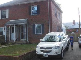 858 S Ivy St, Arlington, VA 22204