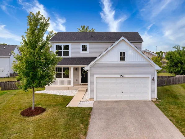 921 Rachel Ct, Plano, IL 60545