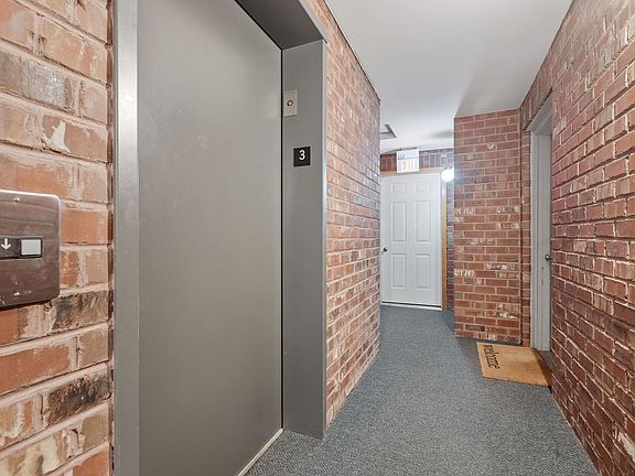 3rd image of 9529 Minnick Ave #3B