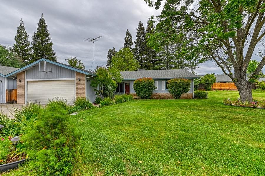 1st image of 8444 Putcie Ln