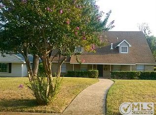 1544 Russell Glen Ln, Dallas, TX 75232
