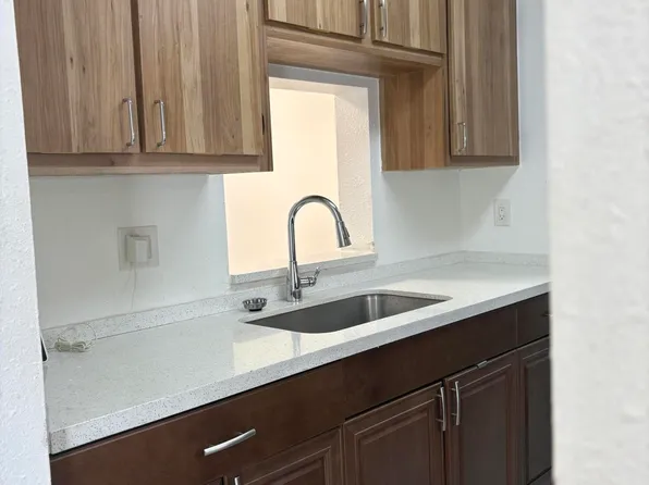 7860 NW 50th St APT 305, Fort Lauderdale, FL 33351