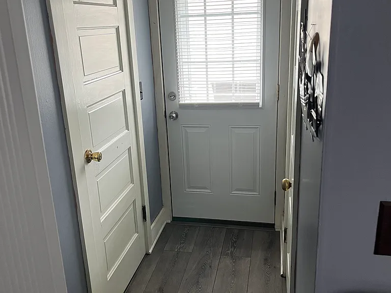 1876 Ash St — Photo 11