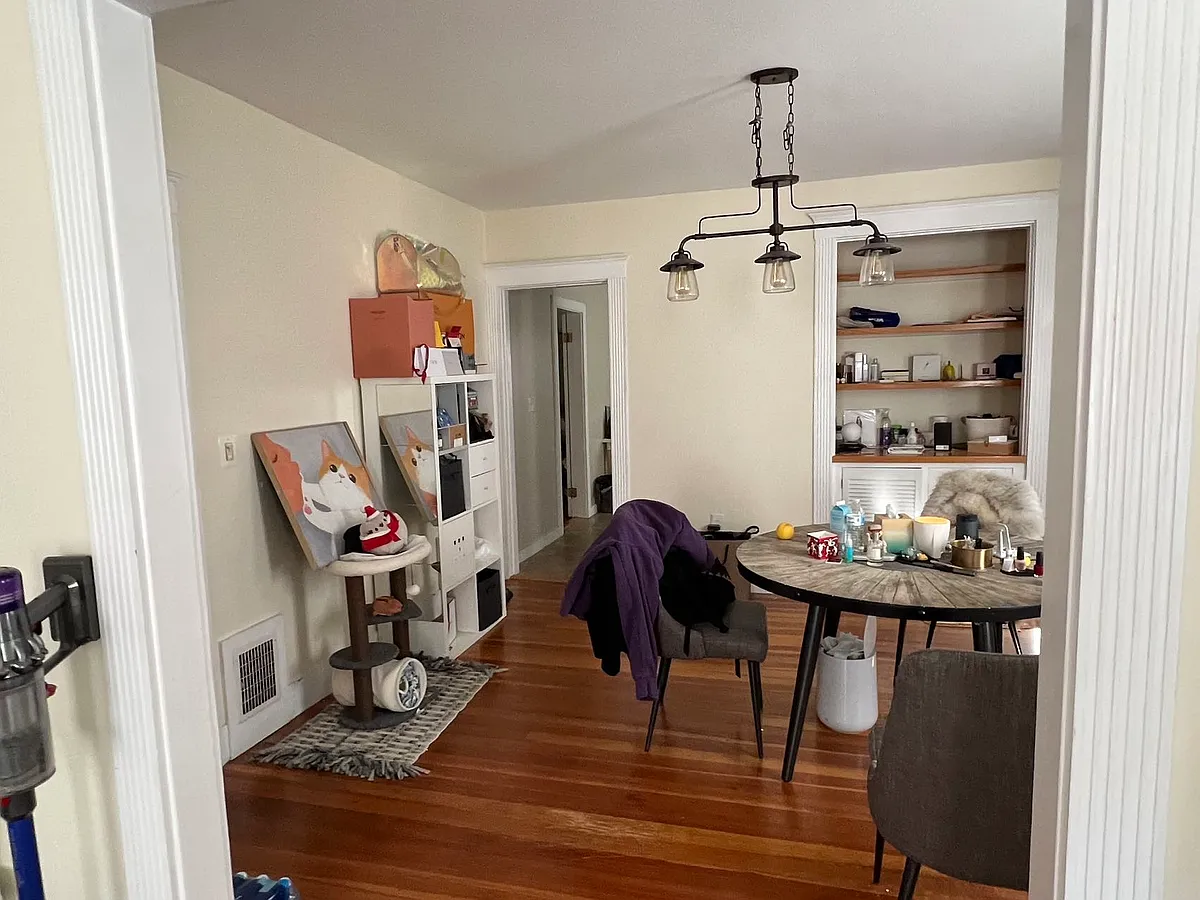 Building Photo - 45 Montfern Ave #45