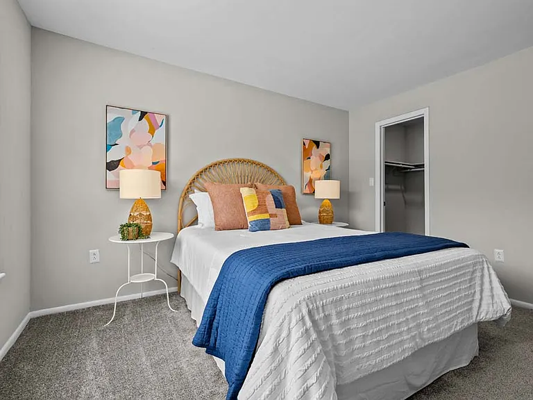 Runaway Bay Apartments — Photo 14