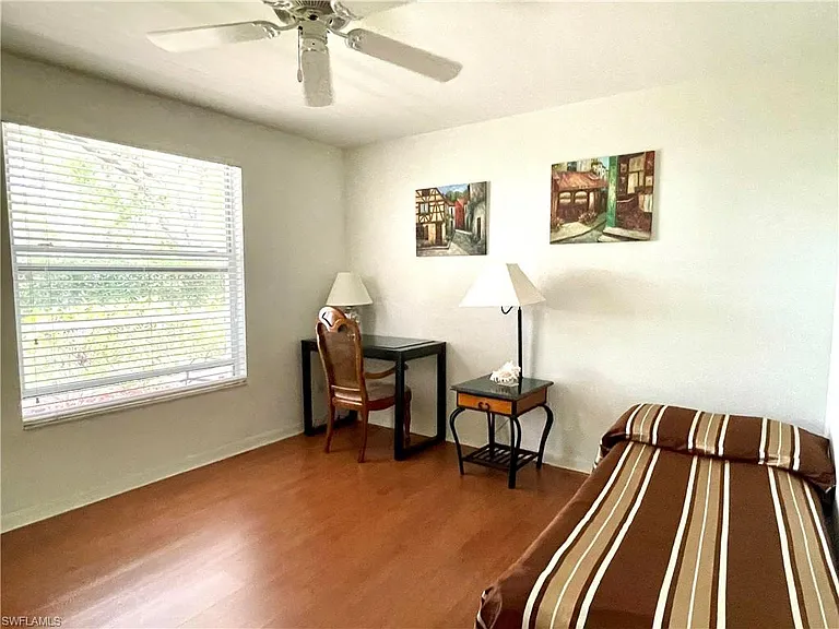 685 Windsor Sq #101 — Photo 28