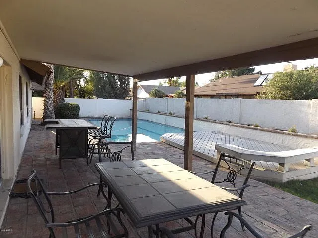 626 W Crofton St — Photo 25