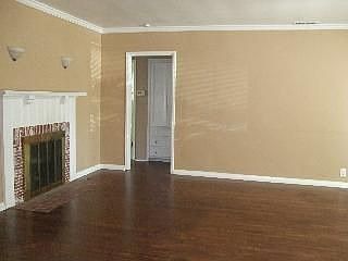 3rd image of 3721 W Clark Ave