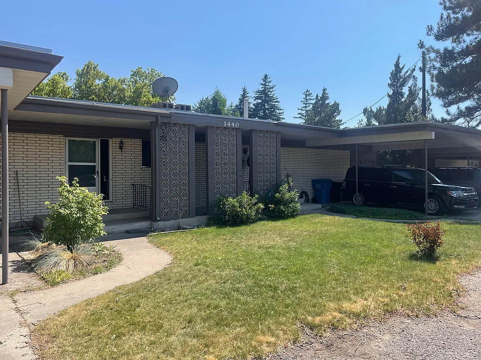 1440 Canyon Rd #3