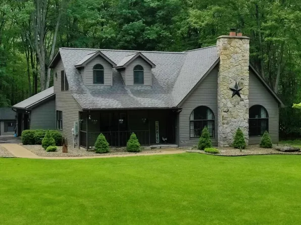 1457 Port Au Prince Rd, Du Bois, PA 15801
