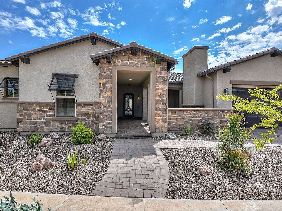 1st image of 3113 E Desert Ln