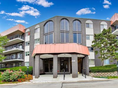 4940 Foster St APT 108, Skokie, IL, 60077